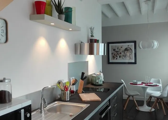 Mansion Victorine Homestay Honfleur